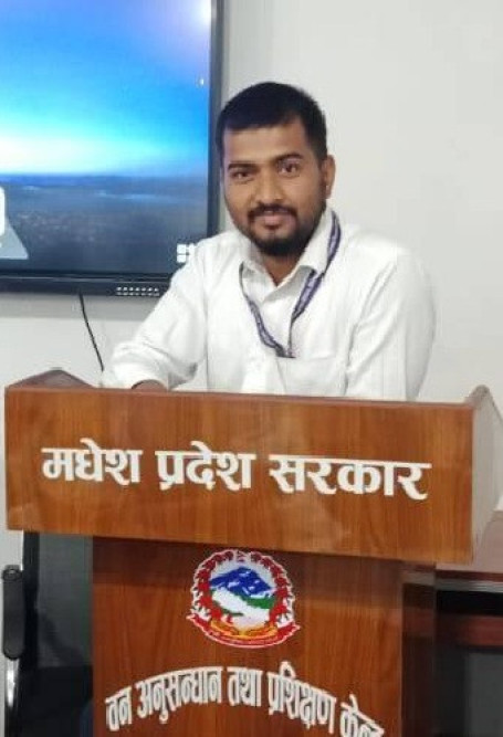 राेशन कुमार साह